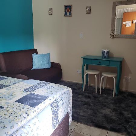 Suites Ambiente Familiar -Prox Do Thermas Águas de São Pedro エクステリア 写真