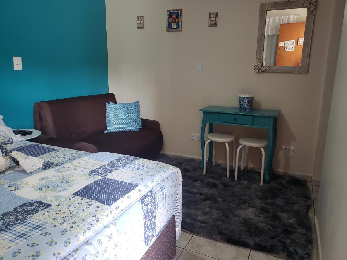 Suites Ambiente Familiar -Prox Do Thermas Águas de São Pedro エクステリア 写真