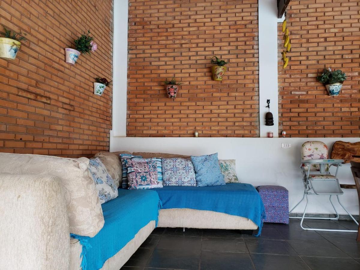 Suites Ambiente Familiar -Prox Do Thermas Águas de São Pedro エクステリア 写真